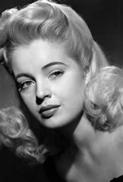 Mary Beth Hughes - Net Worth, Age, Height, Birthday, Bio, Wiki!