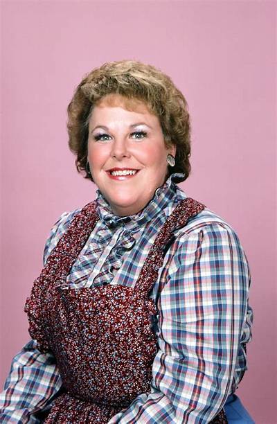 Mary Jo Catlett Net Worth, Age, Height, Bio, Birthday, Wiki!