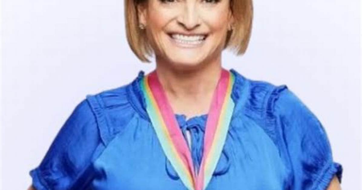Mary Lou Net Worth, Age, Height, Bio, Birthday, Wiki!