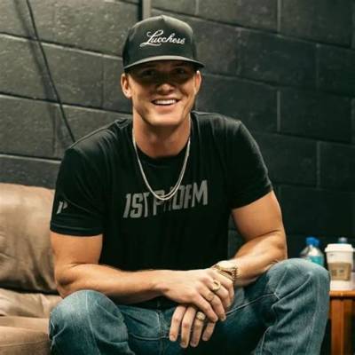 Mason Ray Parker Net Worth, Age, Height, Bio, Birthday, Wiki!