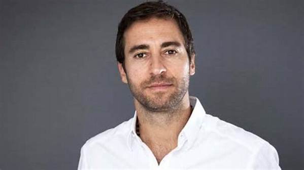 Mathieu Flamini Net Worth 2024, Age, Height, Bio, Birthday, Wiki!