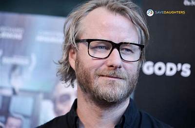 Matt Berninger Net Worth 2024, Age, Height, Bio, Birthday, Wiki!