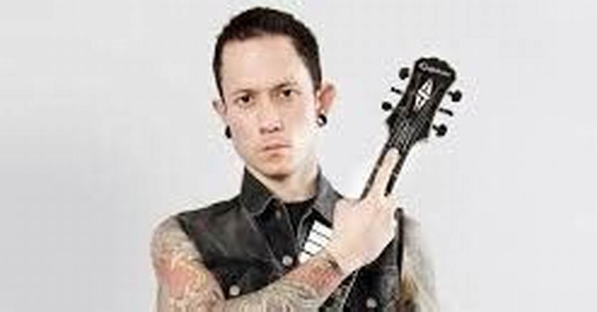 Matt Heafy - Net Worth, Age, Height, Birthday, Bio, Wiki!