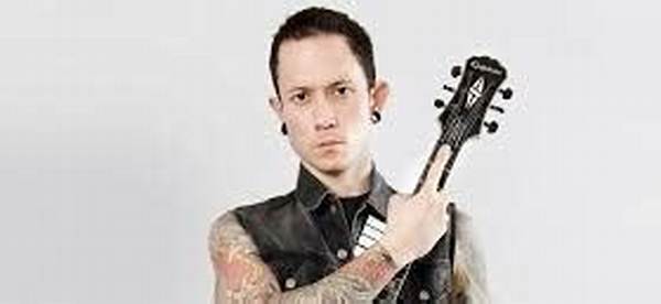 Matt Heafy - Net Worth, Age, Height, Birthday, Bio, Wiki!