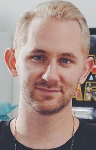 Matthias Net Worth, Age, Height, Bio, Birthday, Wiki!