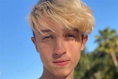 Maverick Baker Net Worth, Age, Height, Bio, Birthday, Wiki!