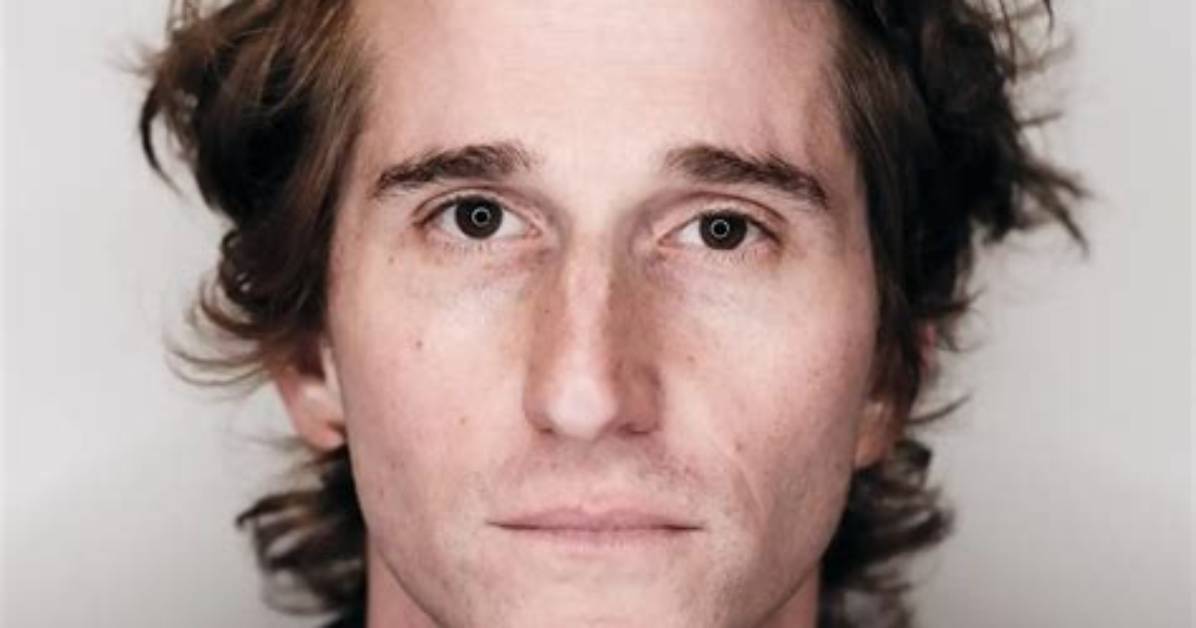 Max Browne Net Worth, Age, Height, Bio, Birthday, Wiki!