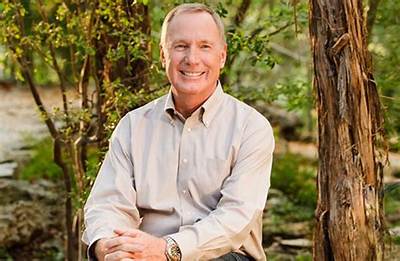 Max Lucado Net Worth, Age, Height, Bio, Birthday, Wiki!