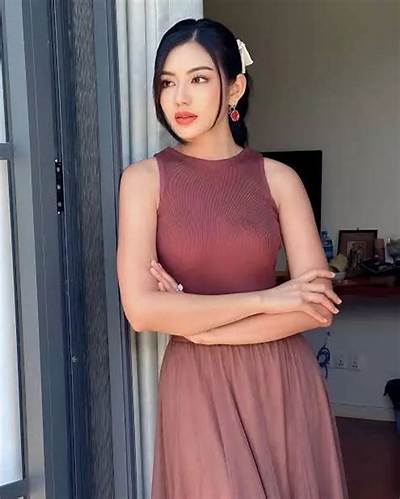 May Myint Mo Net Worth, Age, Height, Bio, Birthday, Wiki!