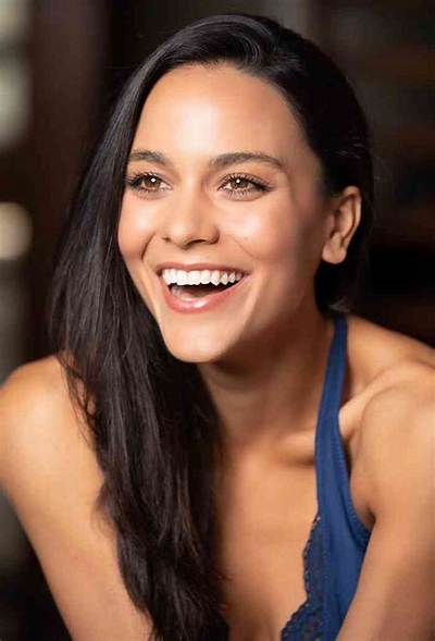 Maya Stojan Net Worth 2024, Age, Height, Bio, Birthday, Wiki!