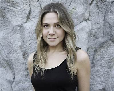 Mayhem Lauren Net Worth, Age, Height, Bio, Birthday, Wiki!