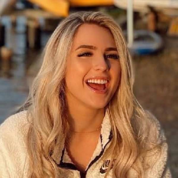 Mckenna Kaye Net Worth, Age, Height, Bio, Birthday, Wiki!