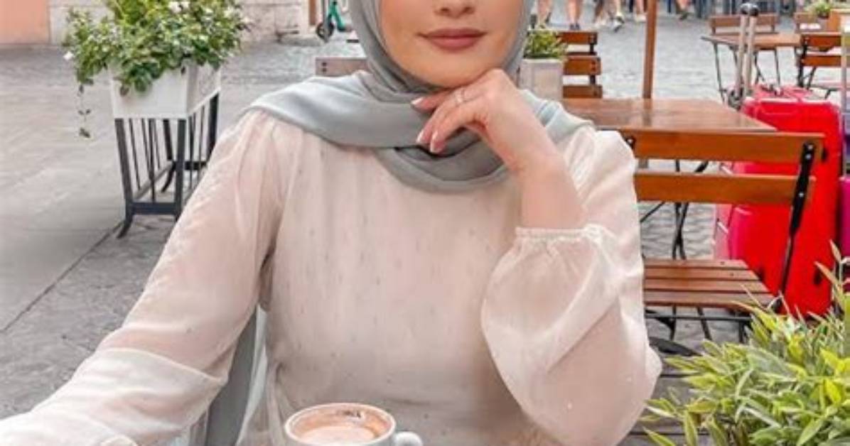 Medina Zein Azhari Net Worth, Age, Height, Bio, Birthday, Wiki!