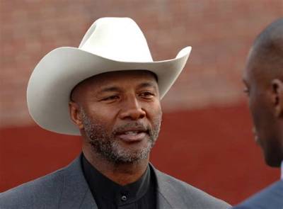 Mel Blount Net Worth, Age, Height, Bio, Birthday, Wiki!
