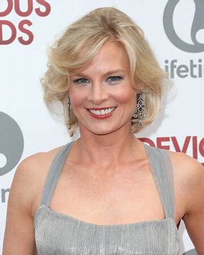 Melinda Page Hamilton Net Worth 2024, Age, Height, Bio, Birthday, Wiki!