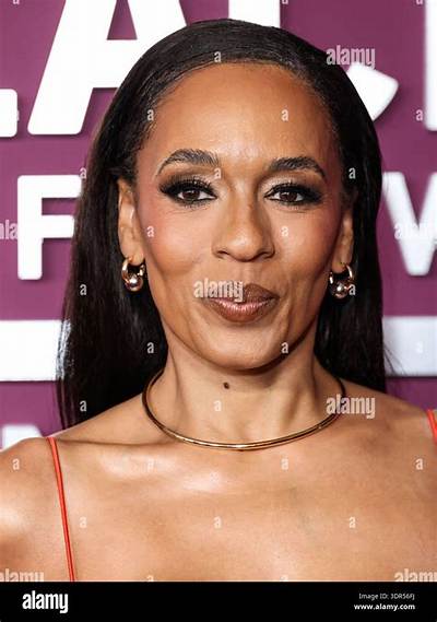 Melissa Forde Net Worth, Age, Height, Bio, Birthday, Wiki!
