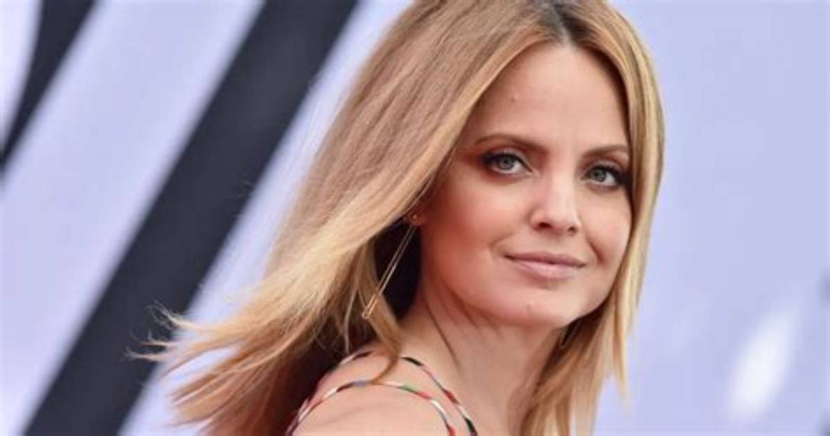 Mena Suvari Net Worth 2024, Age, Height, Bio, Birthday, Wiki!