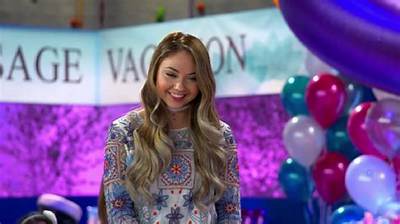 Meredith Foster - Net Worth, Age, Height, Birthday, Bio, Wiki!