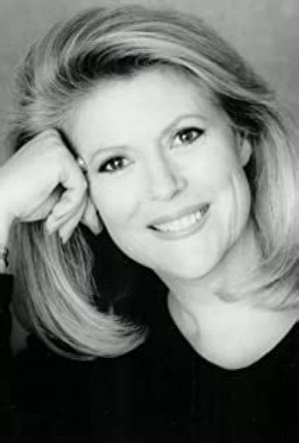 Meredith Macrae Net Worth, Age, Height, Bio, Birthday, Wiki!