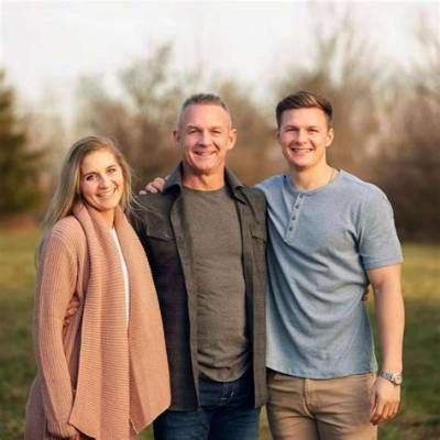 Merril Hoge Net Worth 2024, Age, Height, Bio, Birthday, Wiki!