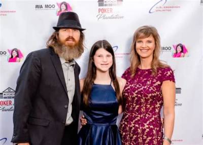 Mia Robertson Net Worth, Age, Height, Bio, Birthday, Wiki!