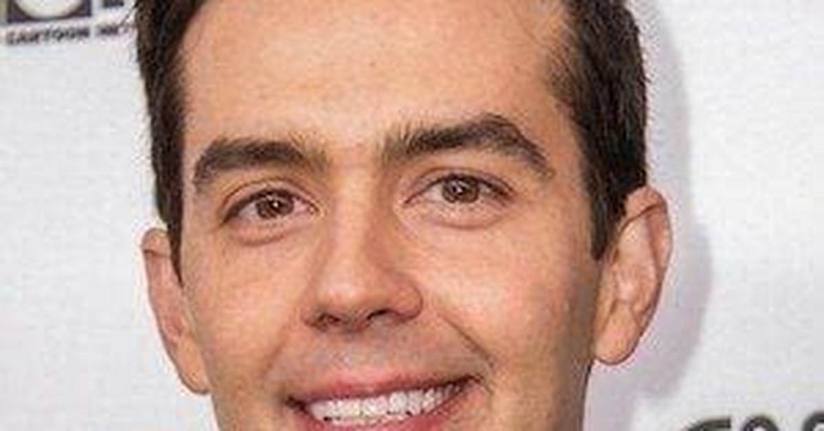 Michael Carbonaro Net Worth, Age, Height, Bio, Birthday, Wiki!