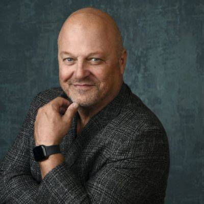 Michael Chiklis Net Worth, Age, Height, Bio, Birthday, Wiki!