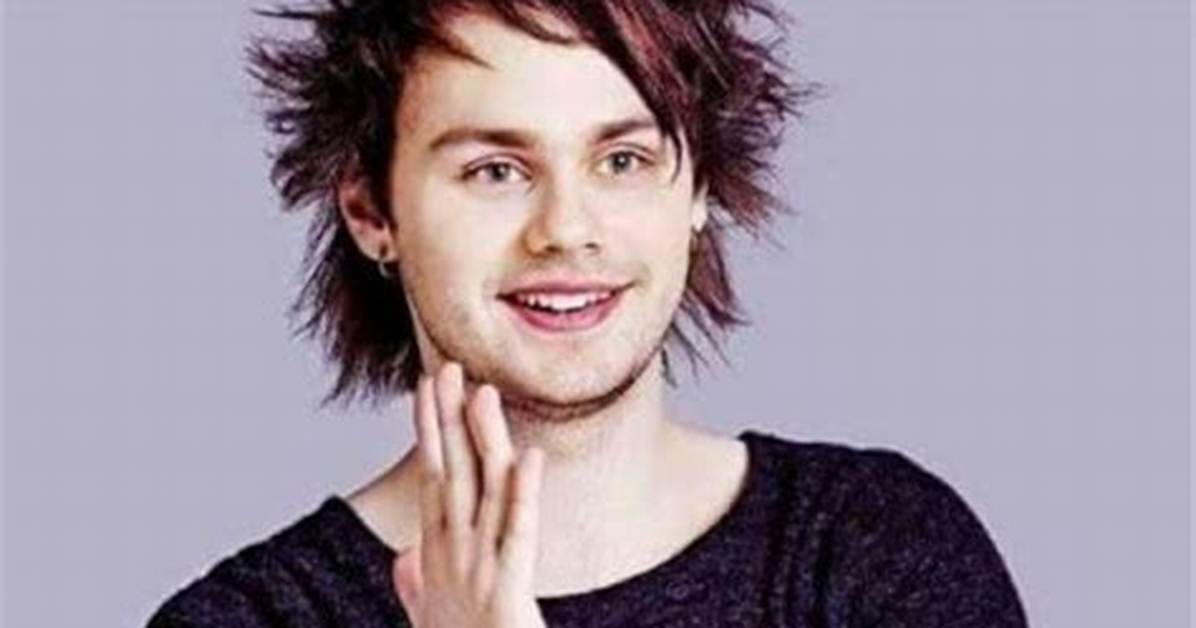 Michael Clifford Net Worth, Age, Height, Bio, Birthday, Wiki!