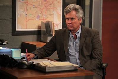Michael E. Knight Net Worth, Age, Height, Bio, Birthday, Wiki!