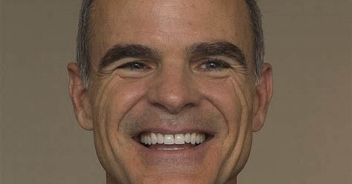 Michael Kelly Net Worth 2024, Age, Height, Bio, Birthday, Wiki!