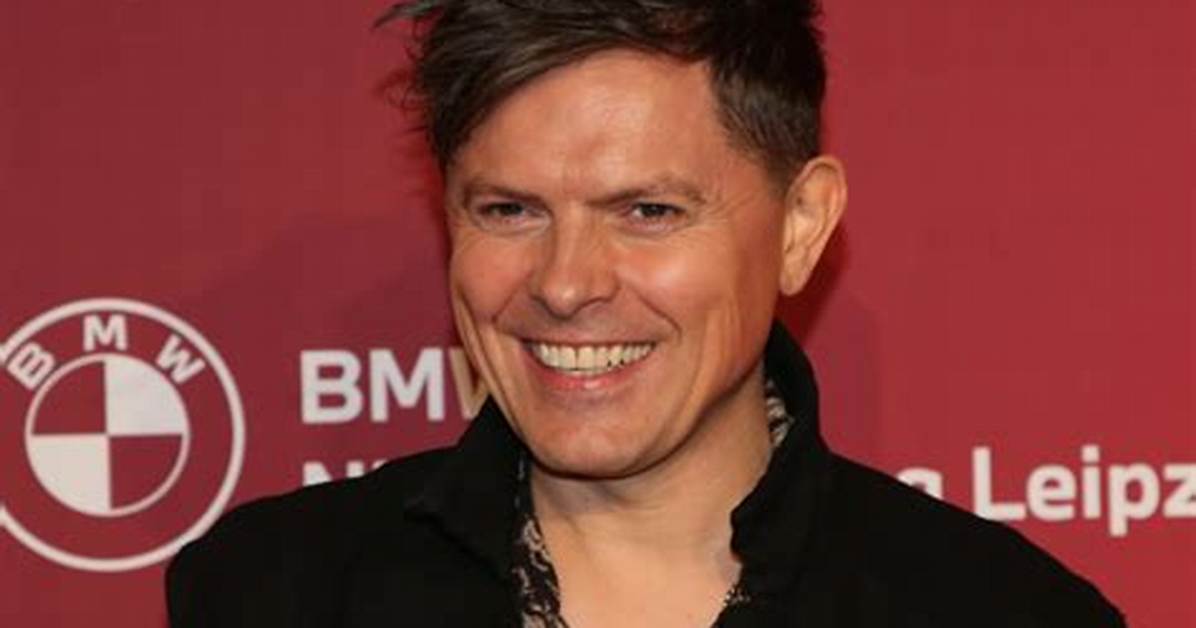 Michael Patrick Kelly - Net Worth, Age, Height, Birthday, Bio, Wiki!