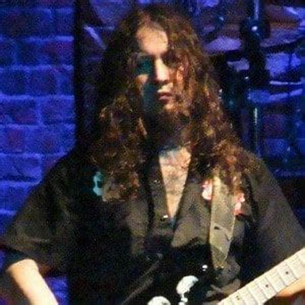 Michael Wilton Net Worth, Age, Height, Bio, Birthday, Wiki!