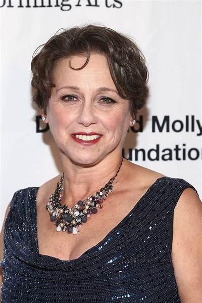 Michele Greene Net Worth, Age, Height, Bio, Birthday, Wiki!