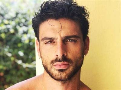 Michele Morrone Net Worth, Age, Height, Bio, Birthday, Wiki!