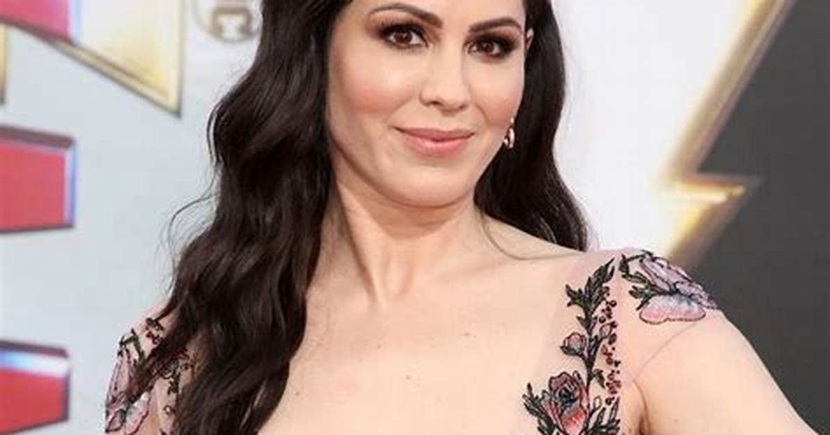 Michelle Borth Net Worth, Age, Height, Bio, Birthday, Wiki!