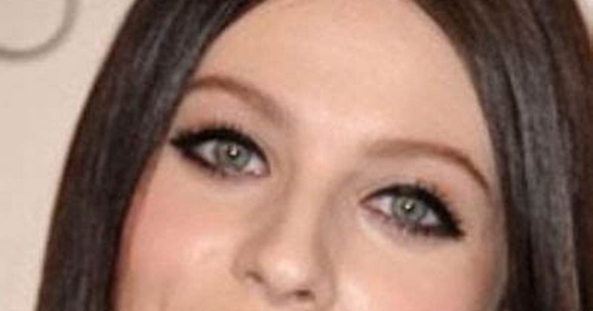 Michelle Trachtenberg Net Worth, Age, Height, Bio, Birthday, Wiki!