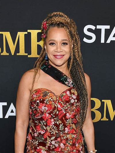 Michole Briana White Net Worth, Age, Height, Bio, Birthday, Wiki!