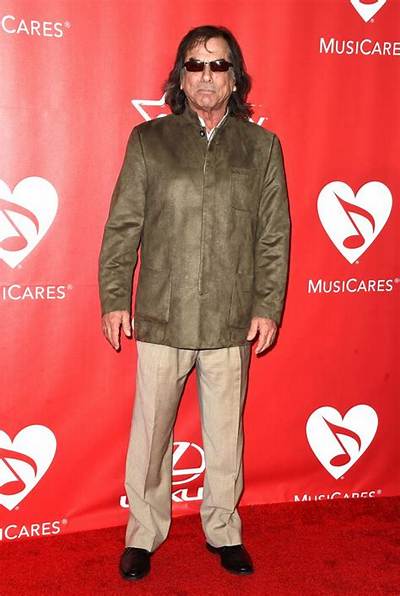 Mickey Hart Net Worth 2024, Age, Height, Bio, Birthday, Wiki!
