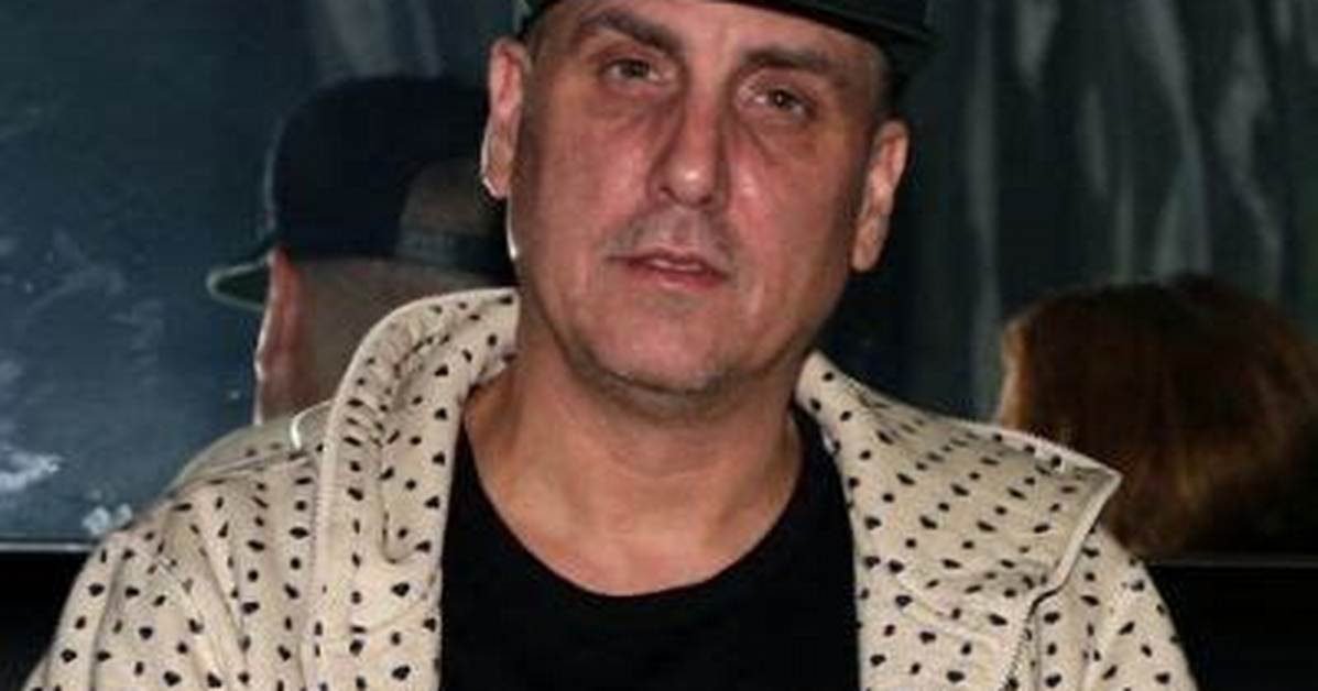 Mike Dean Net Worth, Age, Height, Bio, Birthday, Wiki!