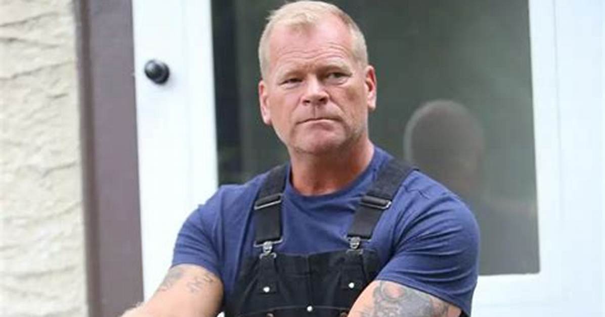 Mike Holmes Net Worth, Age, Height, Bio, Birthday, Wiki!