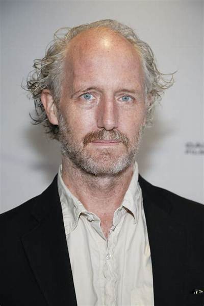 Mike Mills Net Worth, Age, Height, Bio, Birthday, Wiki!