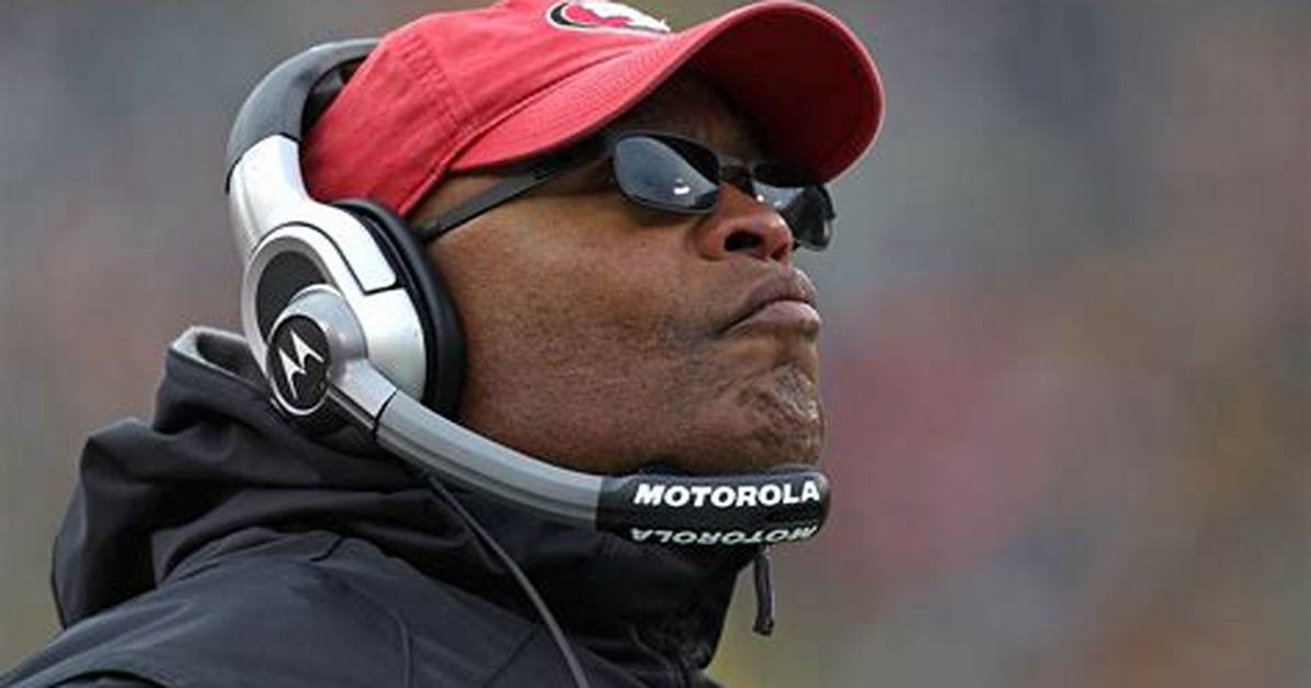 Mike Singletary Net Worth 2024, Age, Height, Bio, Birthday, Wiki!
