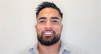 Mike Te'o Net Worth, Age, Height, Bio, Birthday, Wiki!