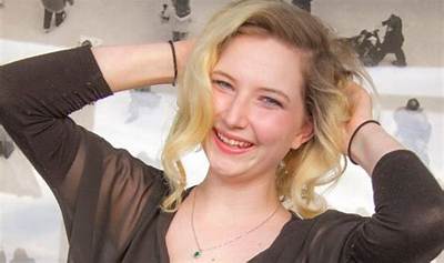 Mim Net Worth, Age, Height, Bio, Birthday, Wiki!
