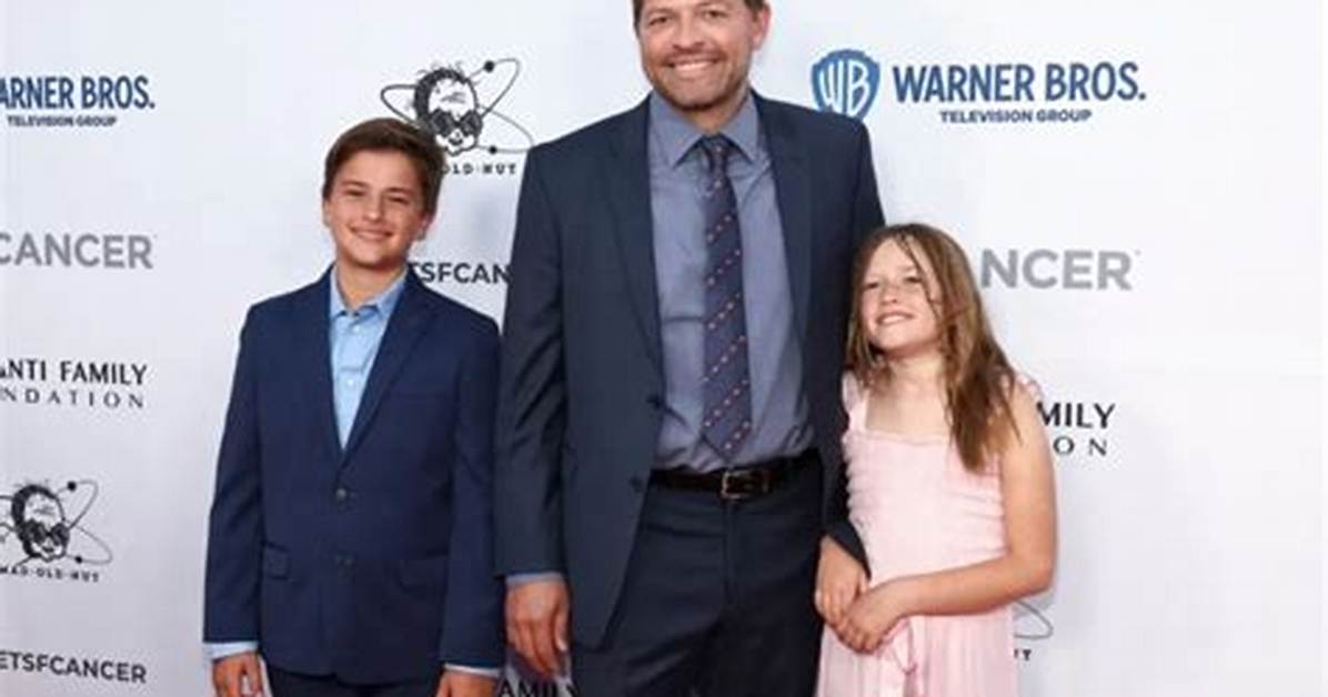 Misha Collins Net Worth, Age, Height, Bio, Birthday, Wiki!