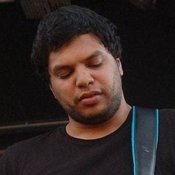 Misha Mansoor Net Worth, Age, Height, Bio, Birthday, Wiki!