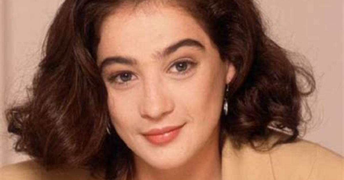 Moira Kelly Net Worth, Age, Height, Bio, Birthday, Wiki!