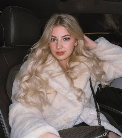 Mol Asmr - Net Worth, Age, Height, Birthday, Bio, Wiki!