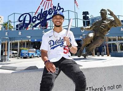 Mookie Betts Net Worth, Age, Height, Bio, Birthday, Wiki!