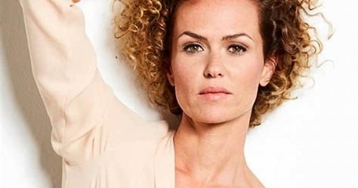 Naika Foroutan - Net Worth, Age, Height, Birthday, Bio, Wiki!
